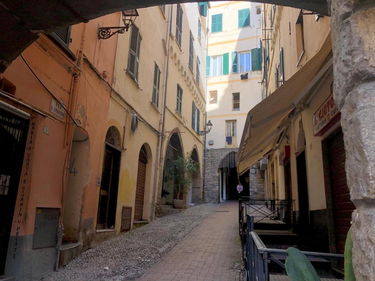 Appartamento Ai Piedi Della Pigna Sanremo Exterior foto