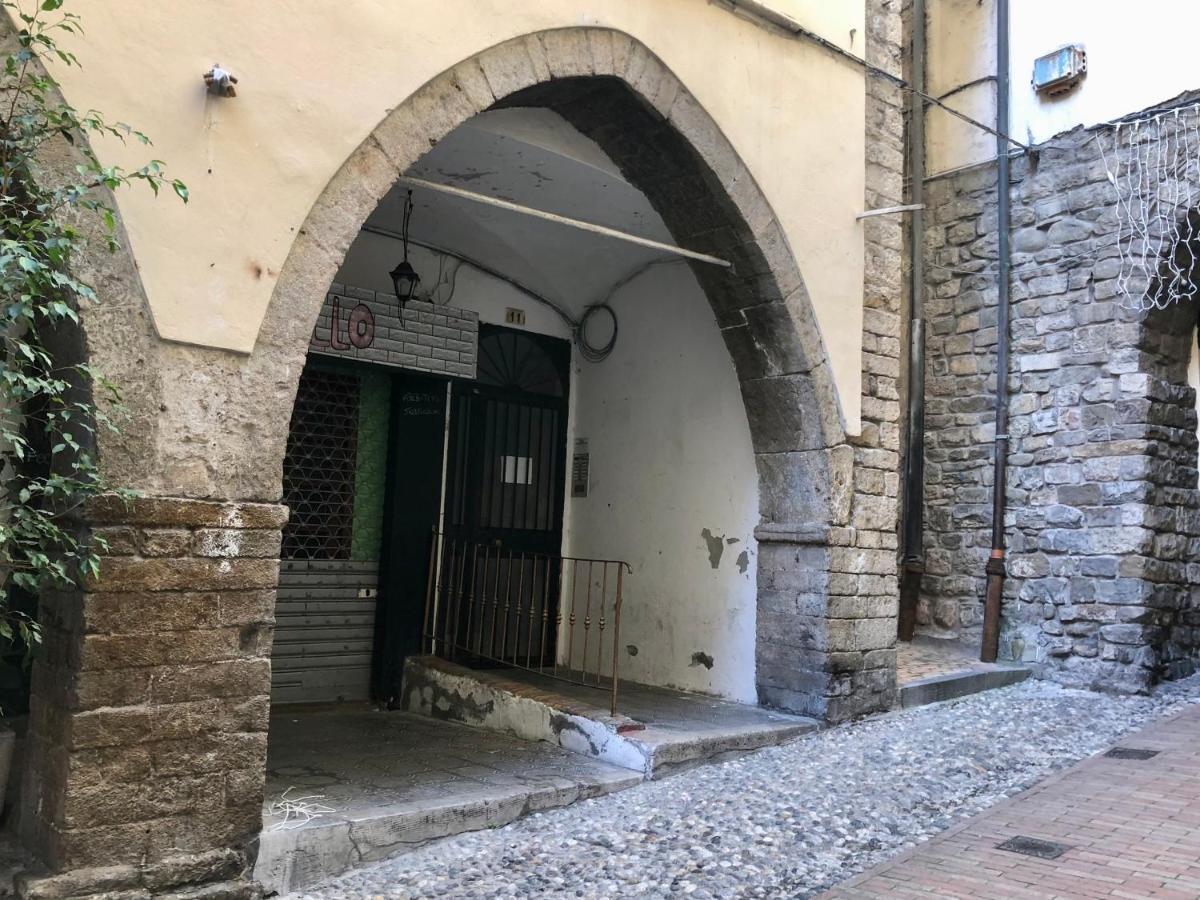 Appartamento Ai Piedi Della Pigna Sanremo Exterior foto